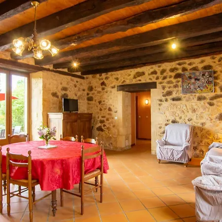 Hébergement de vacances Domme, 4 Pièces, 6 Personnes - Fr-1-616-48 *