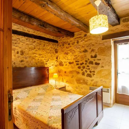 Holiday home Maison 3 Avec Jardin A - Fr-1-616-48 *